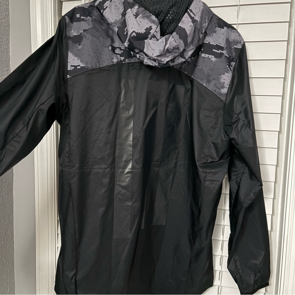 Adidas Black and Gray Camo Windbreaker NWT Size medium - Picture 12 of 16